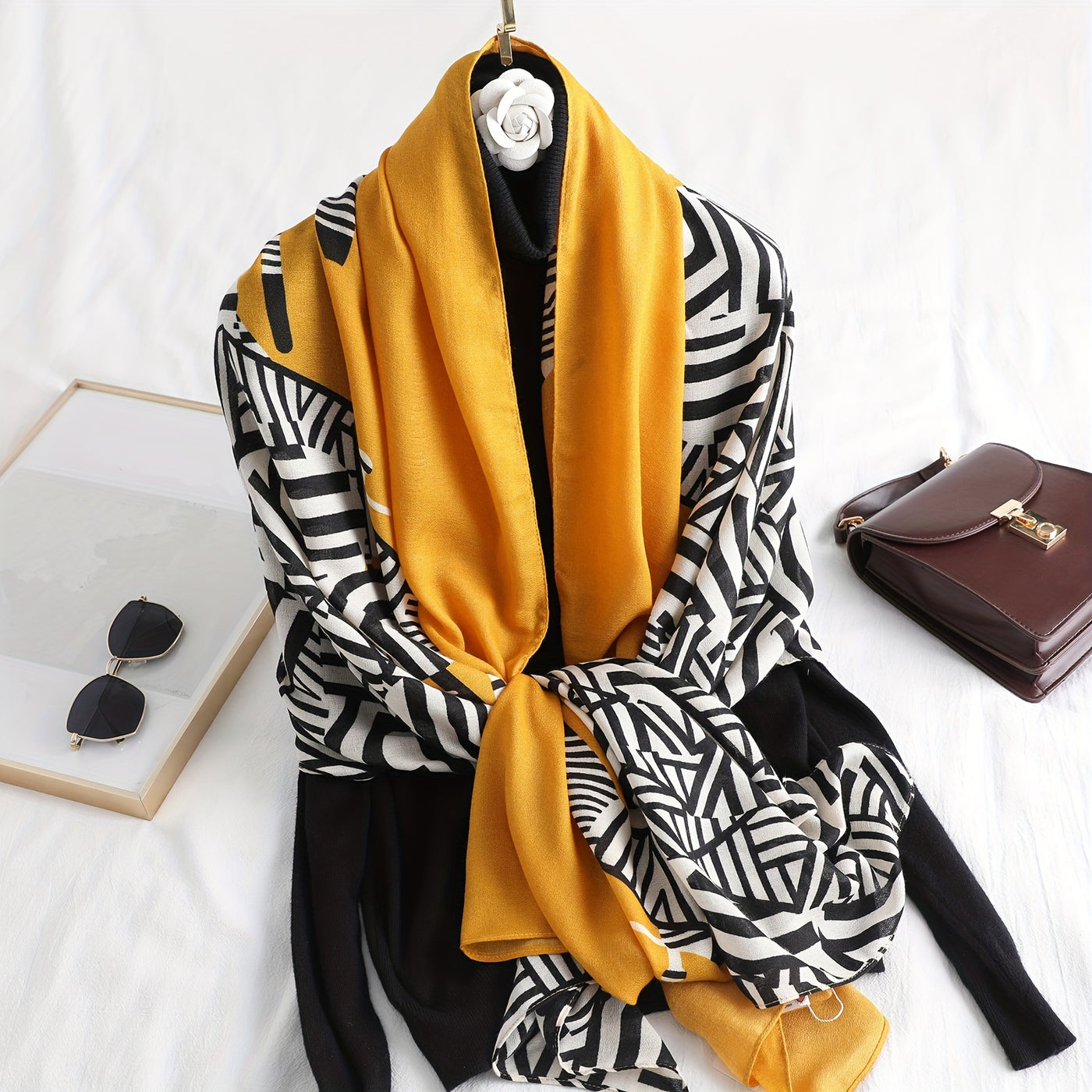 Women Chic Color Block Geometric Print Scarf