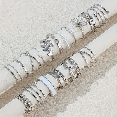 44pcs/set Of Simple And Elegant Style Stacked Rings, Leaf Flower Design Mixed with Daily Clothing, Golden And Silvery Jewelry