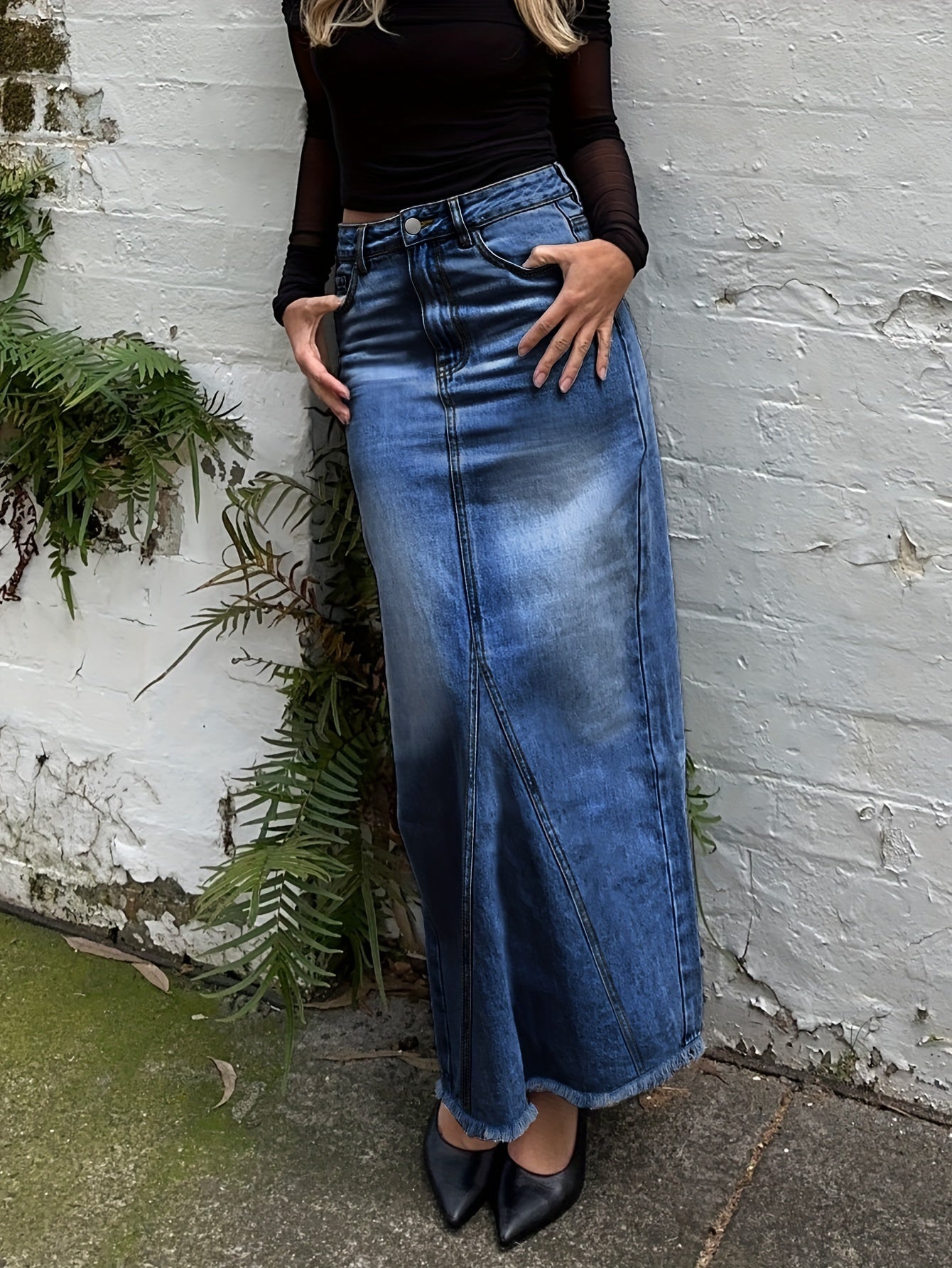 Raw Hem Slash Pocket Maxi Denim Skirt